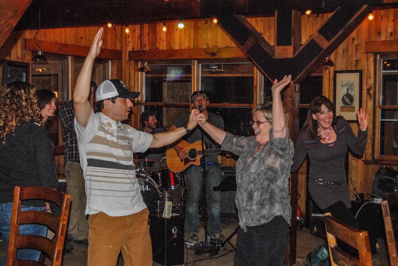 Cimarron Arrowhead Mountain Lodge מראה חיצוני תמונה