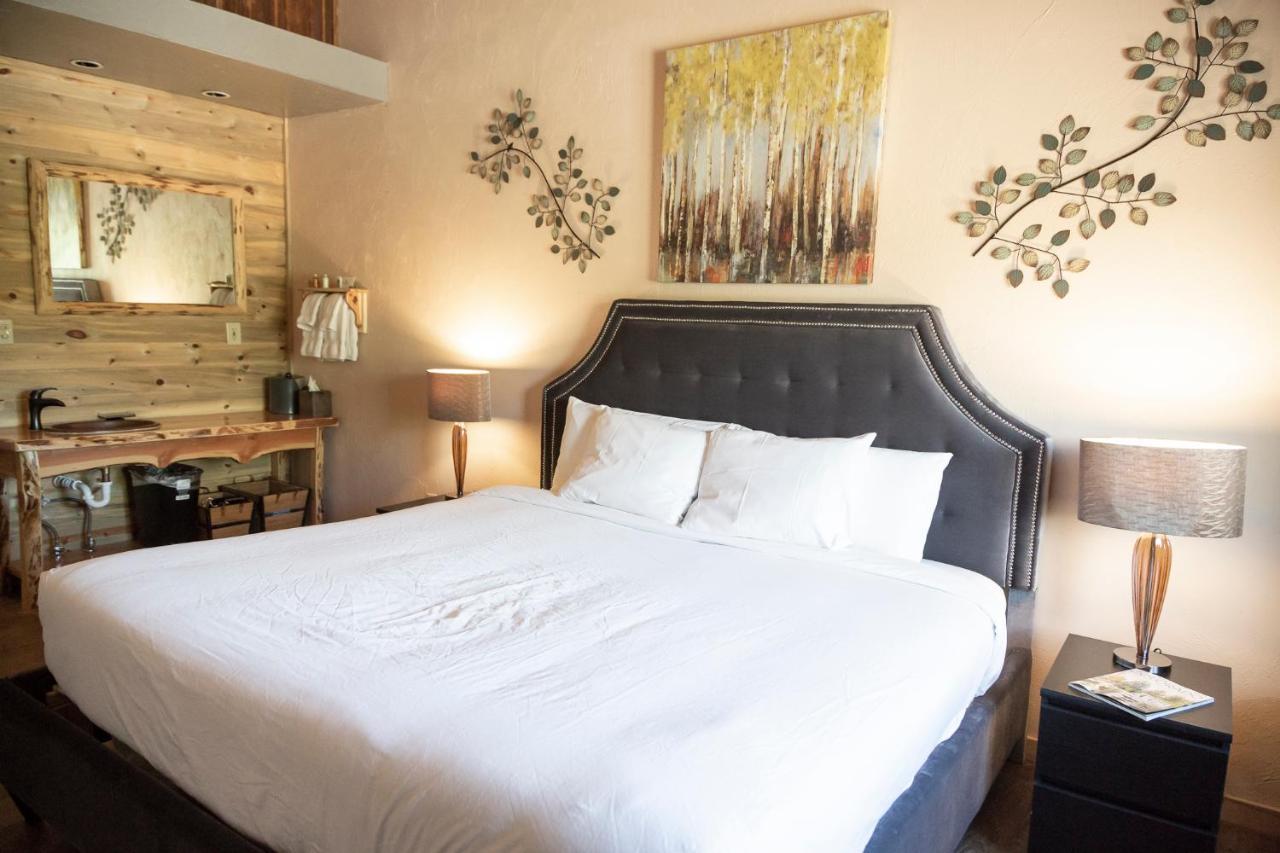 Cimarron Arrowhead Mountain Lodge מראה חיצוני תמונה